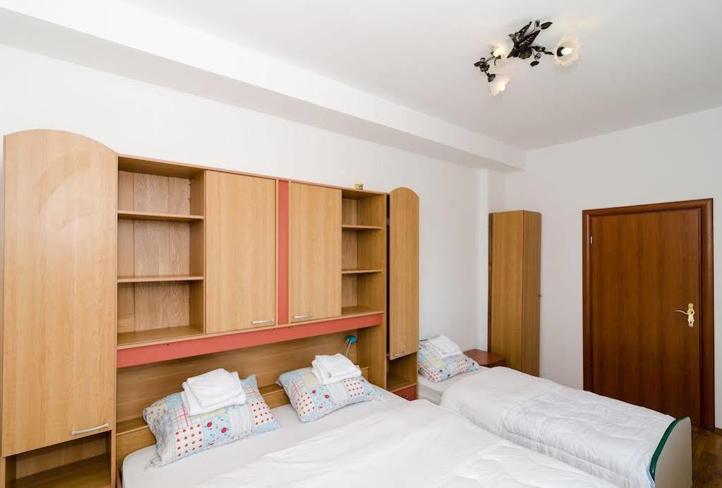 Guest House Kalauz Дубровник Екстериор снимка